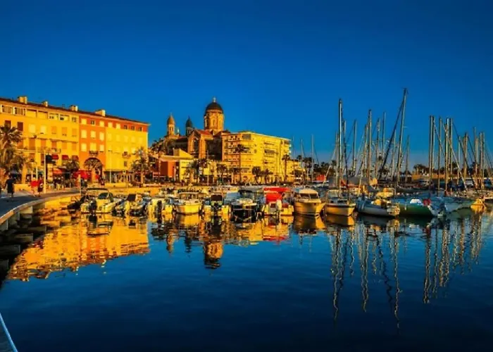 Ausoleil 2 Pieces Cosy Ensoleillé, à Pied, 50 M Du Vieux Port Appartamento *