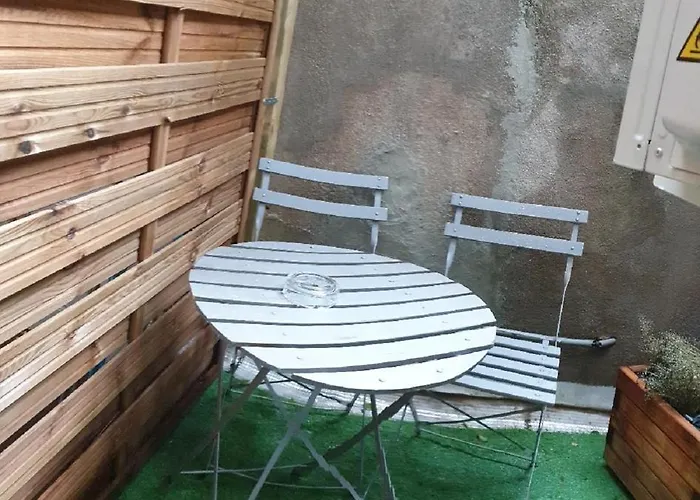 Ausoleil 2 Pieces Cosy Ensoleillé, à Pied, 50 M Du Vieux Port Appartamento Saint-Raphaël